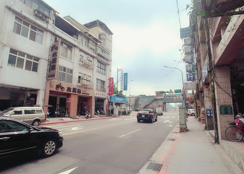  Taipei Exterior Detail