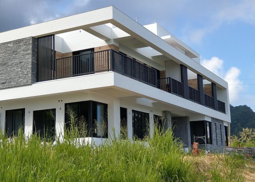 Taitung County Donghe Exterior Detail