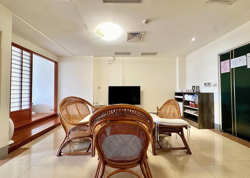 Nantou County Yuchi Room