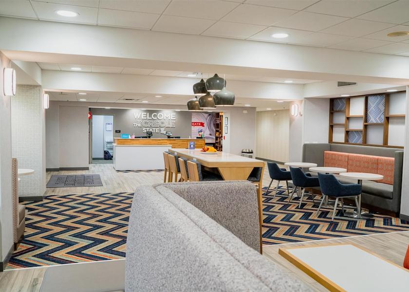 Louisiana Gonzales Breakfast Area