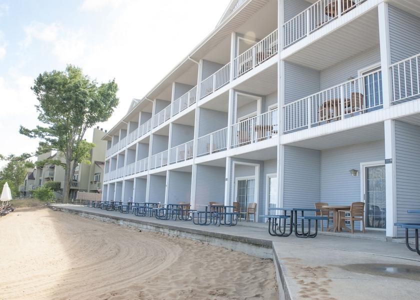 Michigan Traverse City Exterior Detail