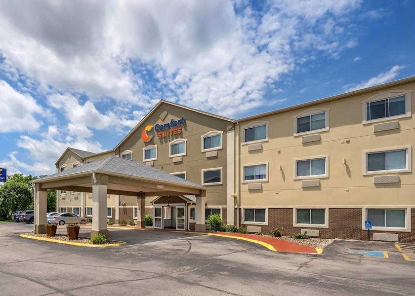 Nebraska Omaha Exterior Detail