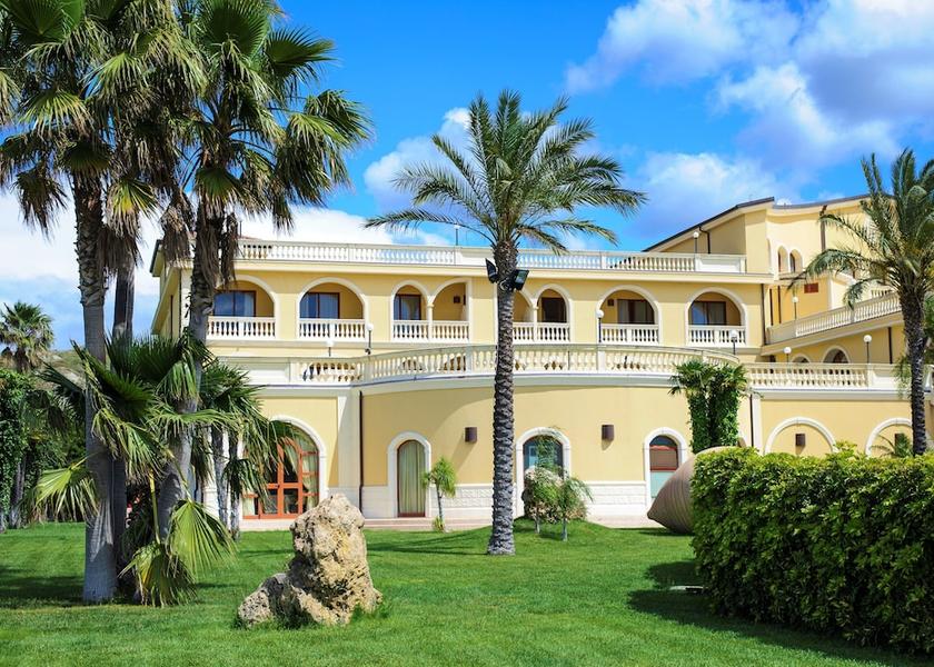 Calabria Roccella Jonica Exterior Detail