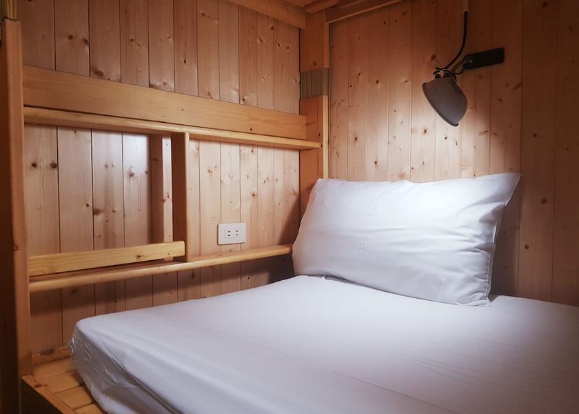 Pingtung County Checheng Room