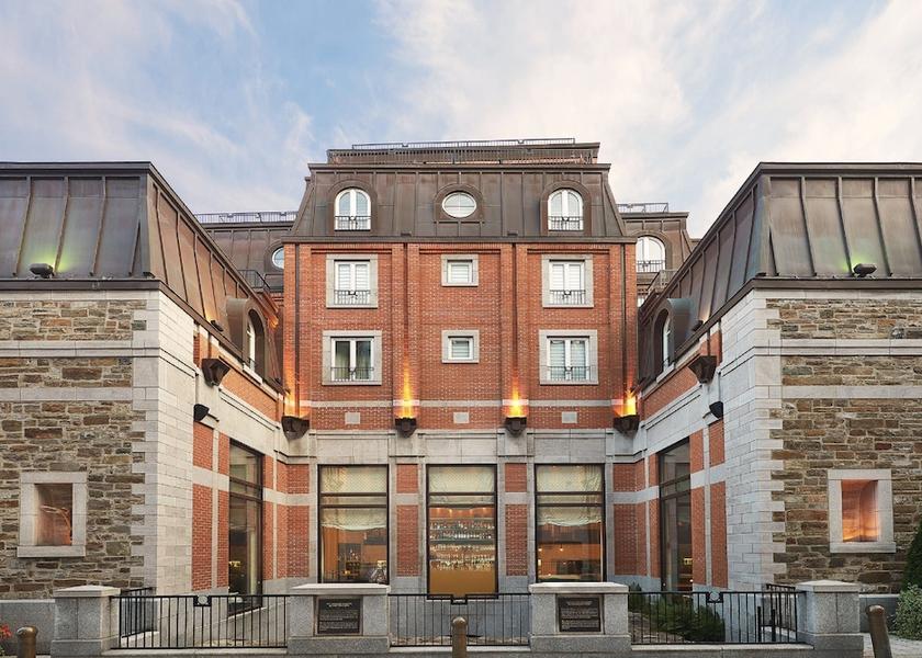 Quebec Quebec Front of property