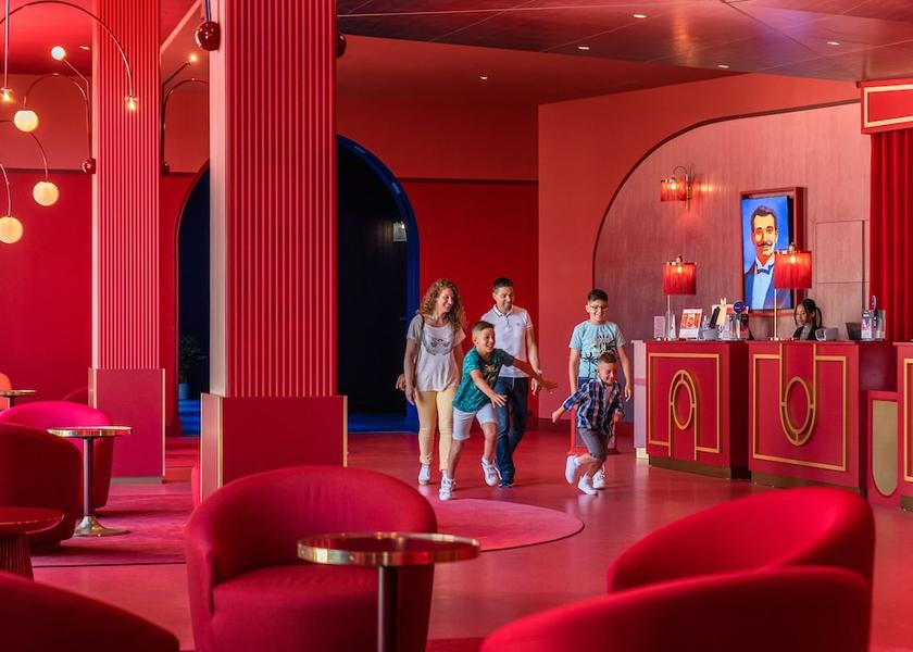 Ile-de-France Magny-le-Hongre Lobby