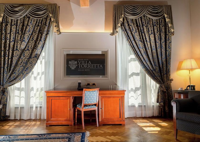 Lombardy Sesto San Giovanni Room