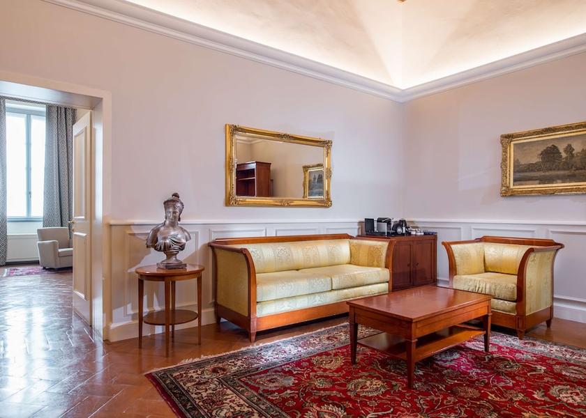 Lombardy Sesto San Giovanni Room
