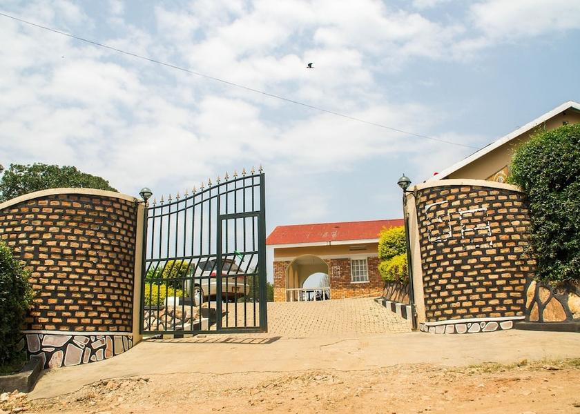  Rukungiri Entrance
