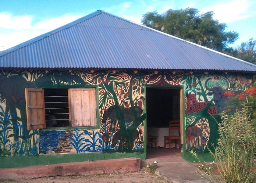  Kasese Exterior Detail