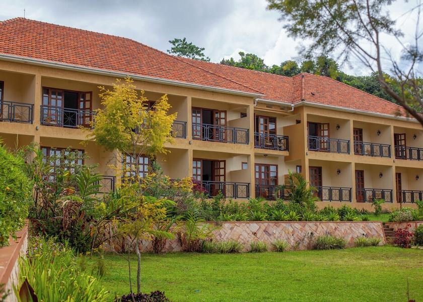  Bugala Island Living Area