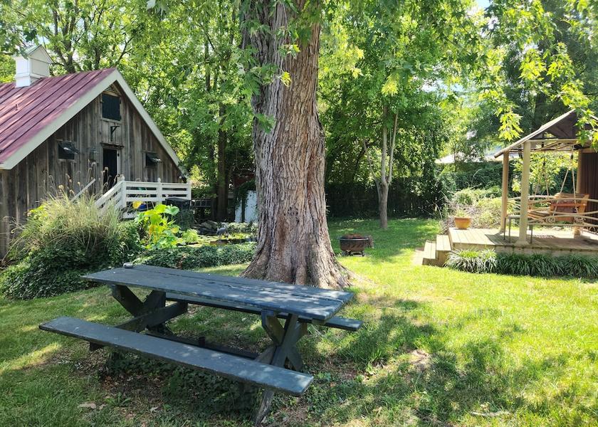 West Virginia Harpers Ferry Barbeque