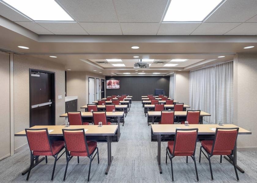 Louisiana Baton Rouge Meeting Room
