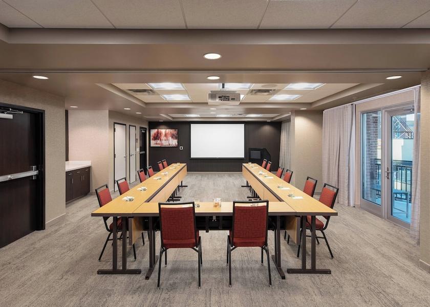 Louisiana Baton Rouge Meeting Room