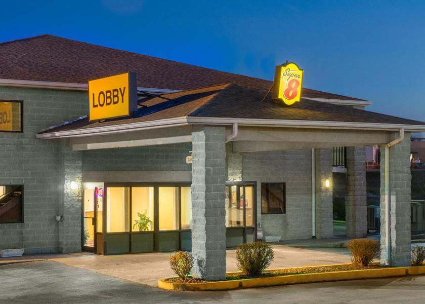 Kentucky London Entrance