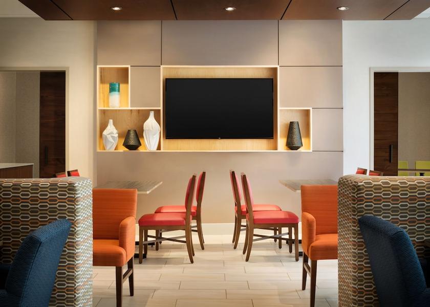 Georgia Calhoun Lobby