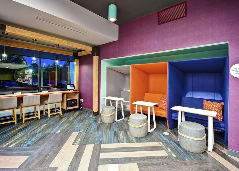 Michigan Sterling Heights Lobby