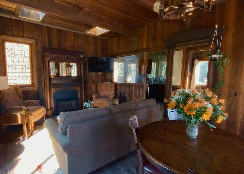 California Jenner Living Area