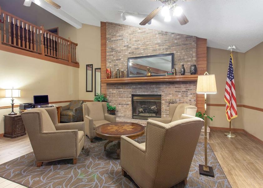 Minnesota Hutchinson Lobby