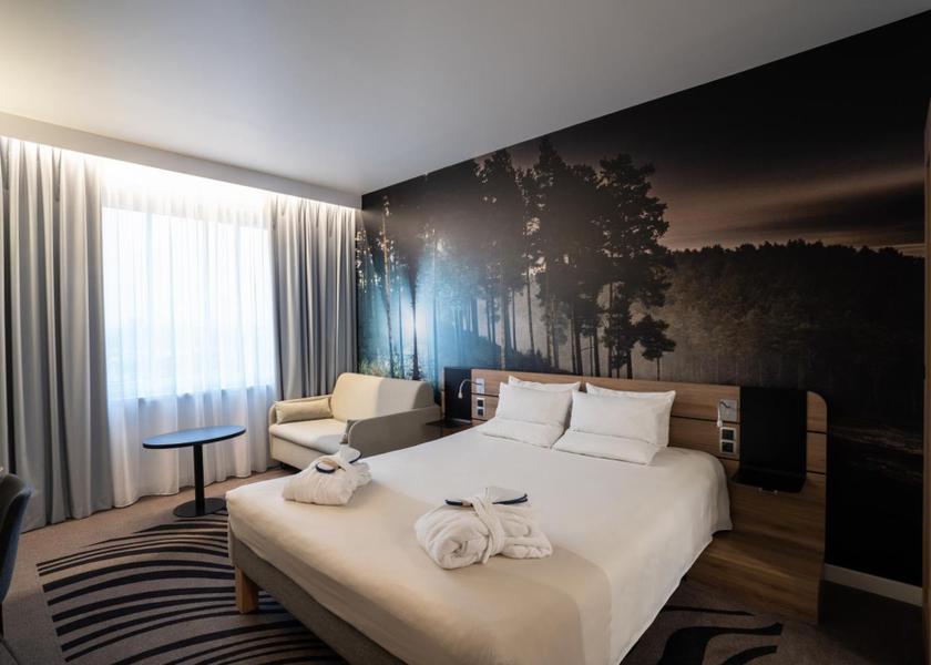  Vilnius Executive Room with 1 queen size bed and 1 sofa