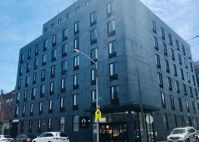 New York Long Island City Exterior Detail