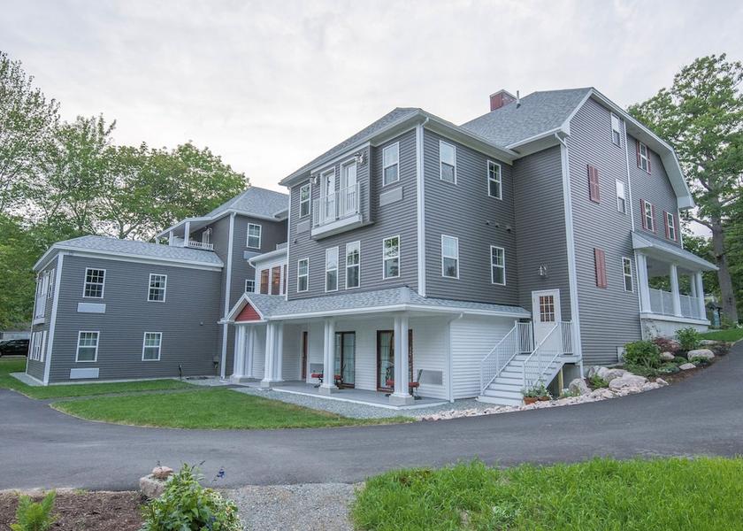 Maine Bar Harbor Courtyard