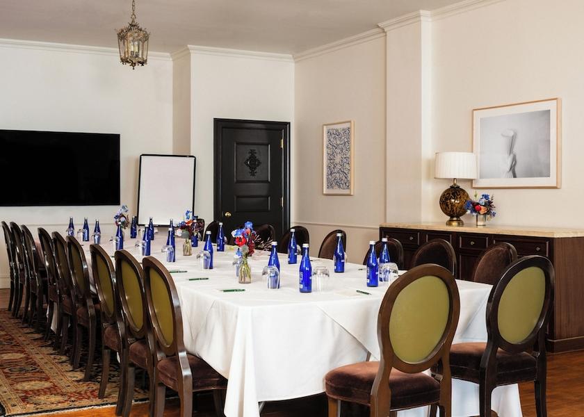 New York New York Meeting Room