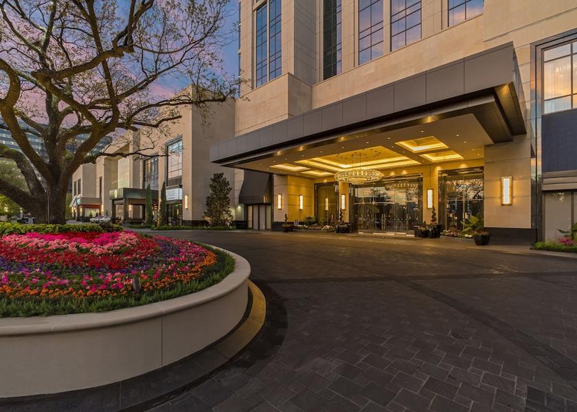 Texas Houston Front of property