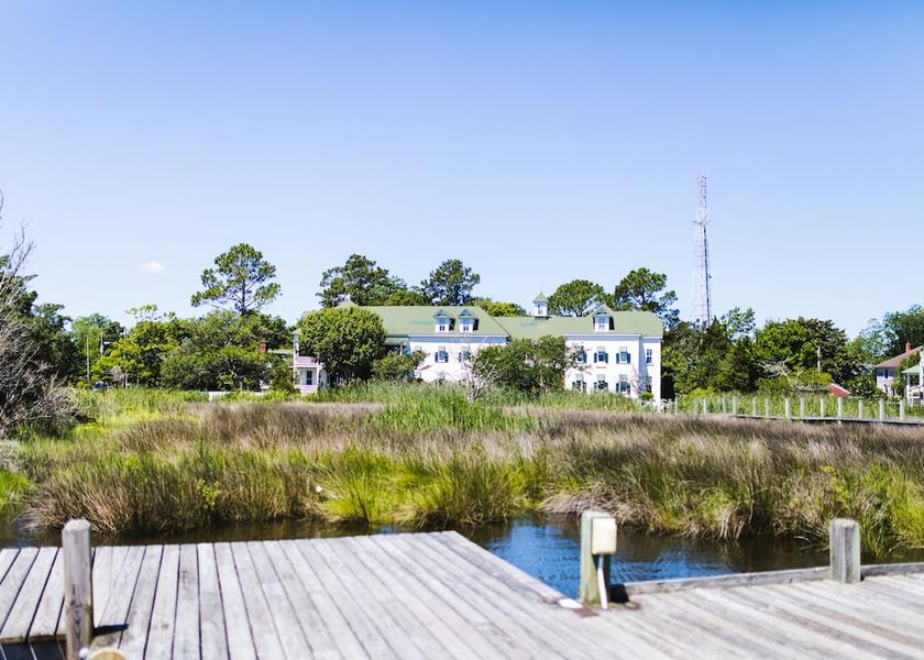 North Carolina Manteo Facade