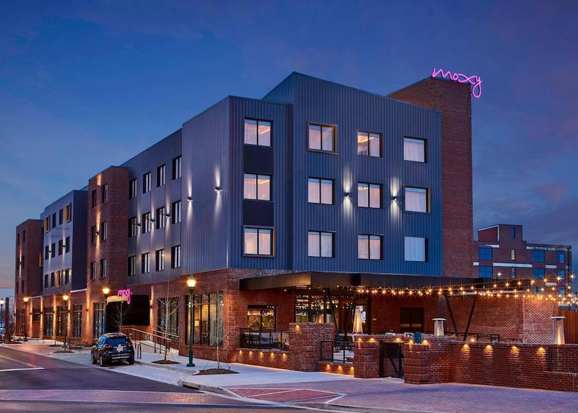 Tennessee Chattanooga Exterior Detail