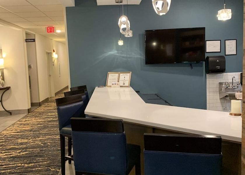 Connecticut New London Bar