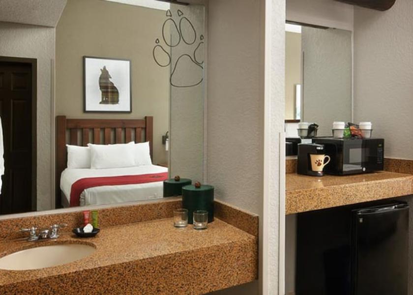 Virginia Williamsburg Room