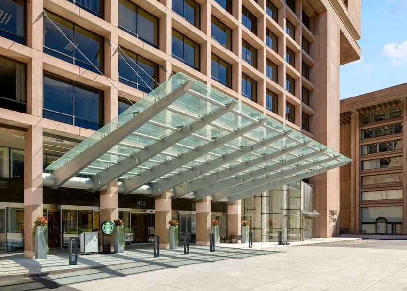 Virginia Washington Exterior Detail