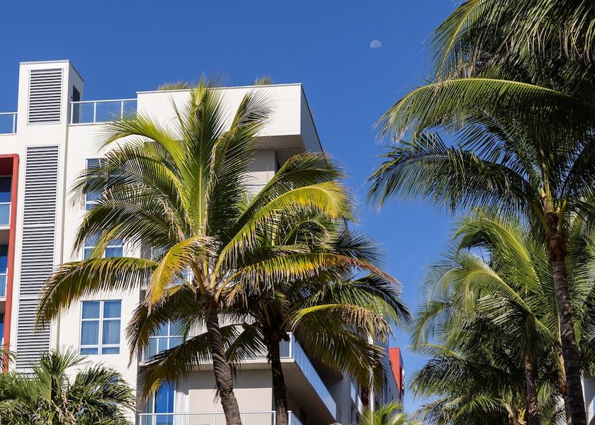 Florida Hollywood Facade