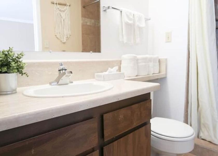 Utah Bryce Canyon Bathroom