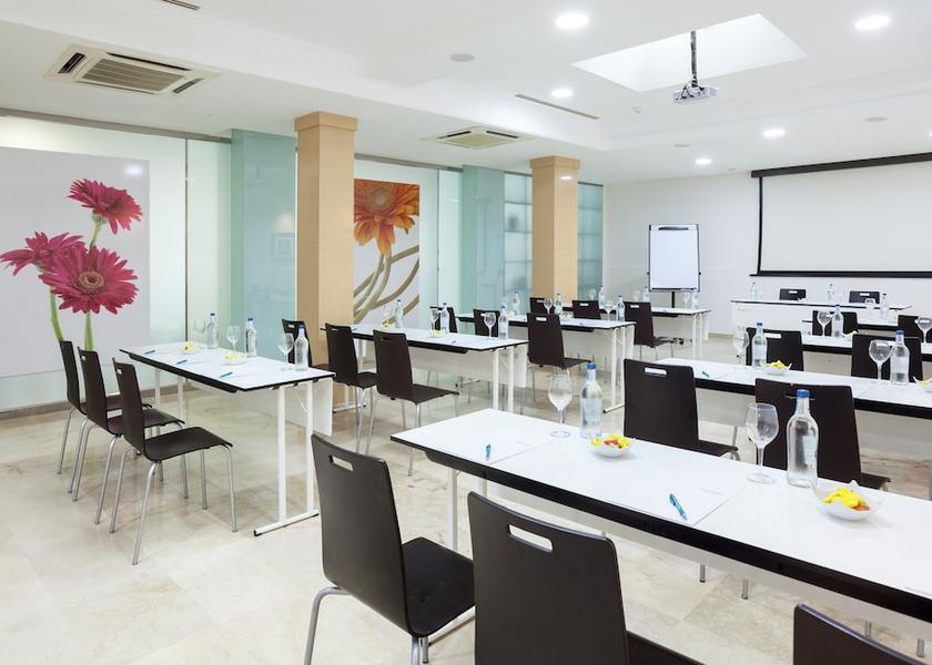 Canary Islands San Bartolomé de Tirajana Meeting facility
