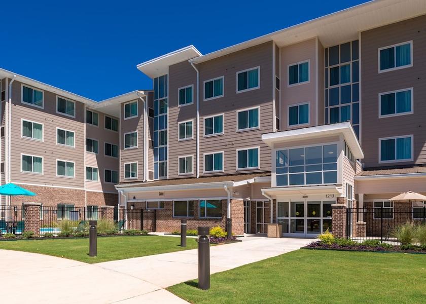 Alabama Decatur Exterior Detail