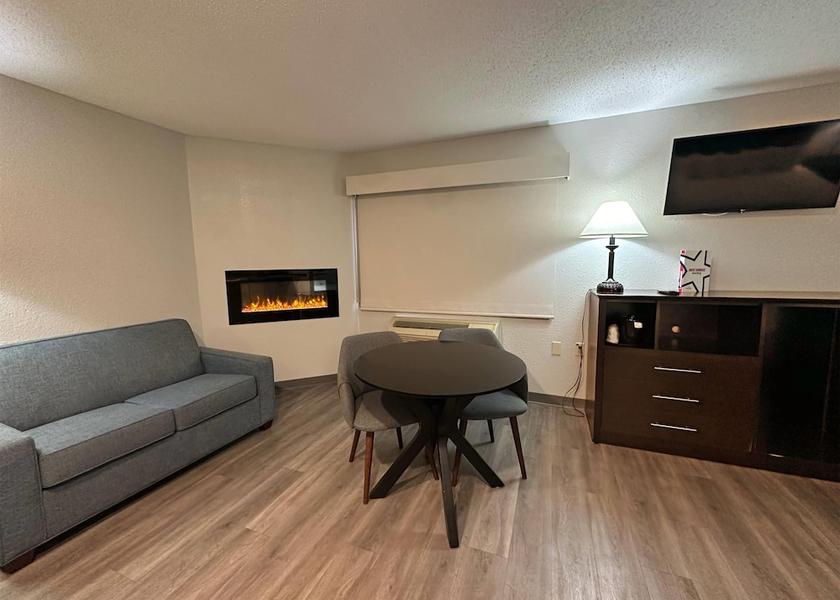 Michigan Menominee Room