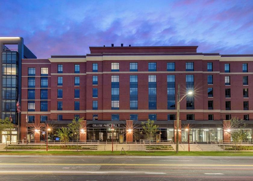 Virginia College Park Exterior Detail