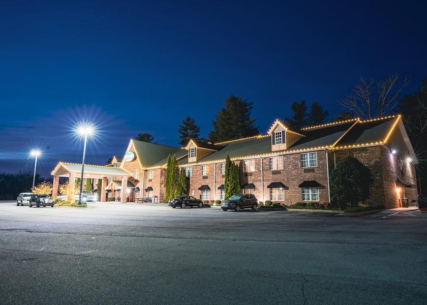 North Carolina Flat Rock Facade