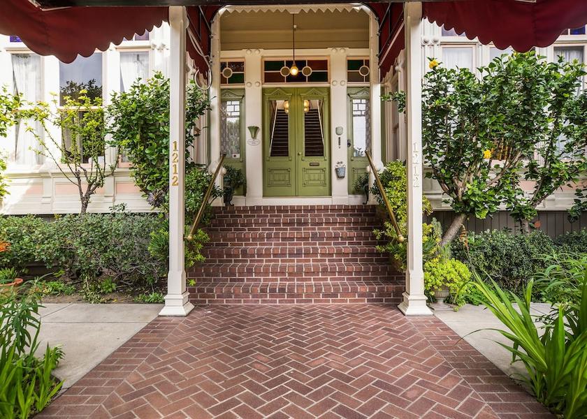 California San Luis Obispo Entrance