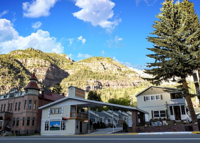 Colorado Ouray Entrance