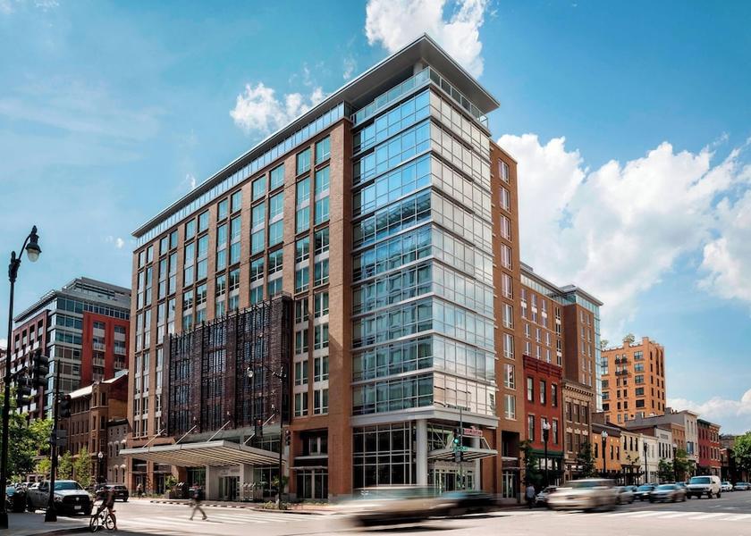 Virginia Washington Exterior Detail