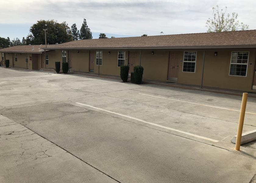 California Taft Exterior Detail