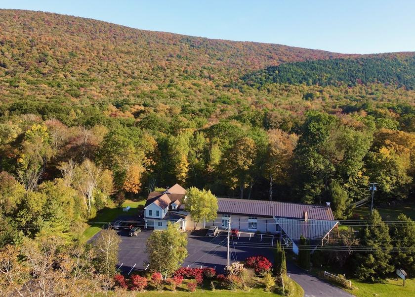 Vermont Manchester Center Primary image