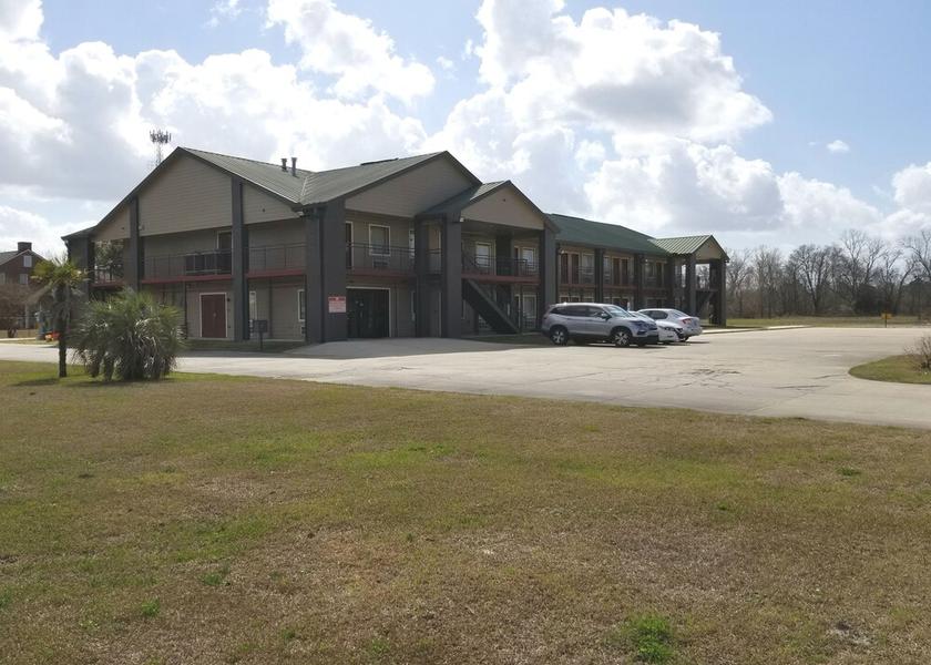 Louisiana new roads Facade