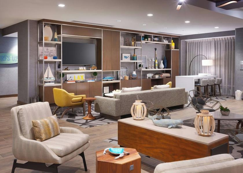 California Hawthorne Lobby