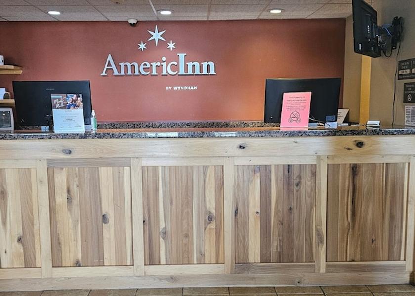 Illinois Princeton Lobby