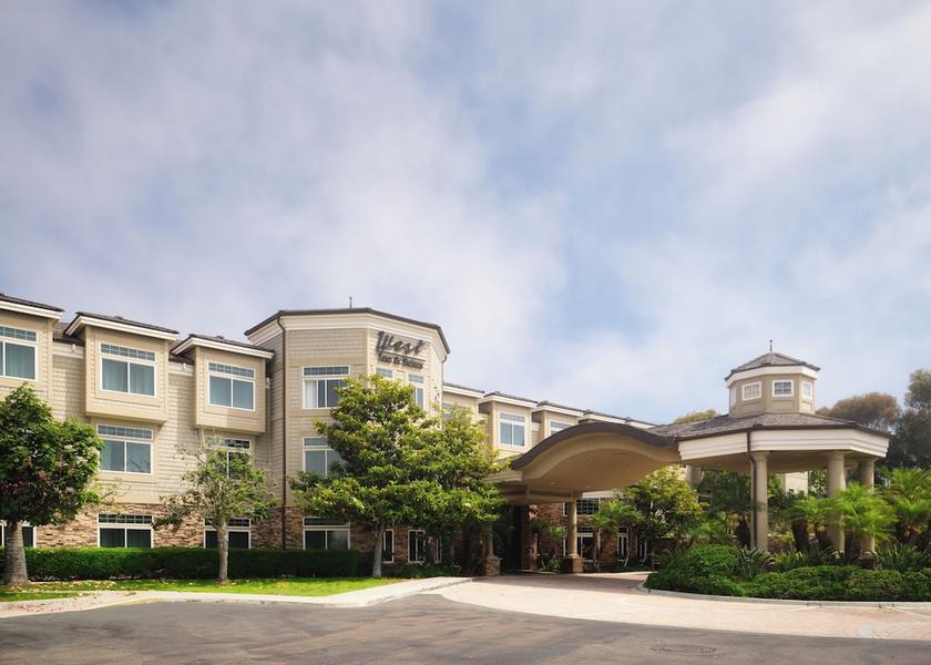 California Carlsbad Exterior Detail