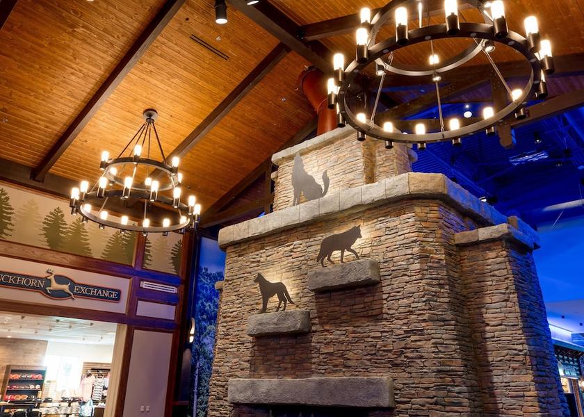 Illinois Gurnee Lobby